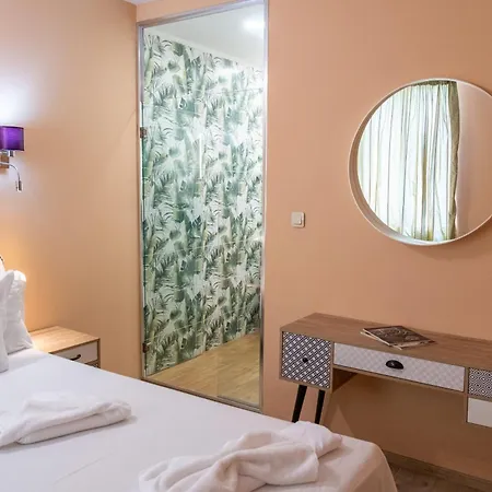 Hotell Art Simona 3*